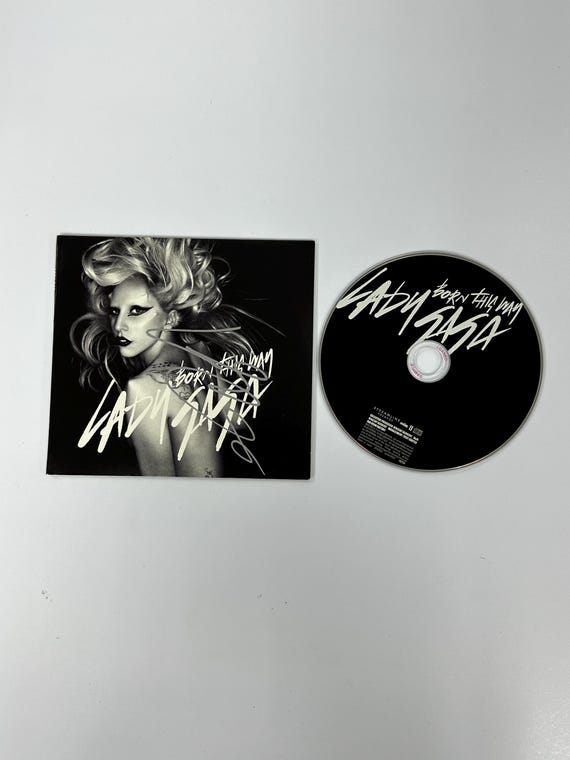 レア　レディガガ　直筆　サイン　CD lady gaga 直筆サイン入りレディー・ガガ CD - Etsy 日本