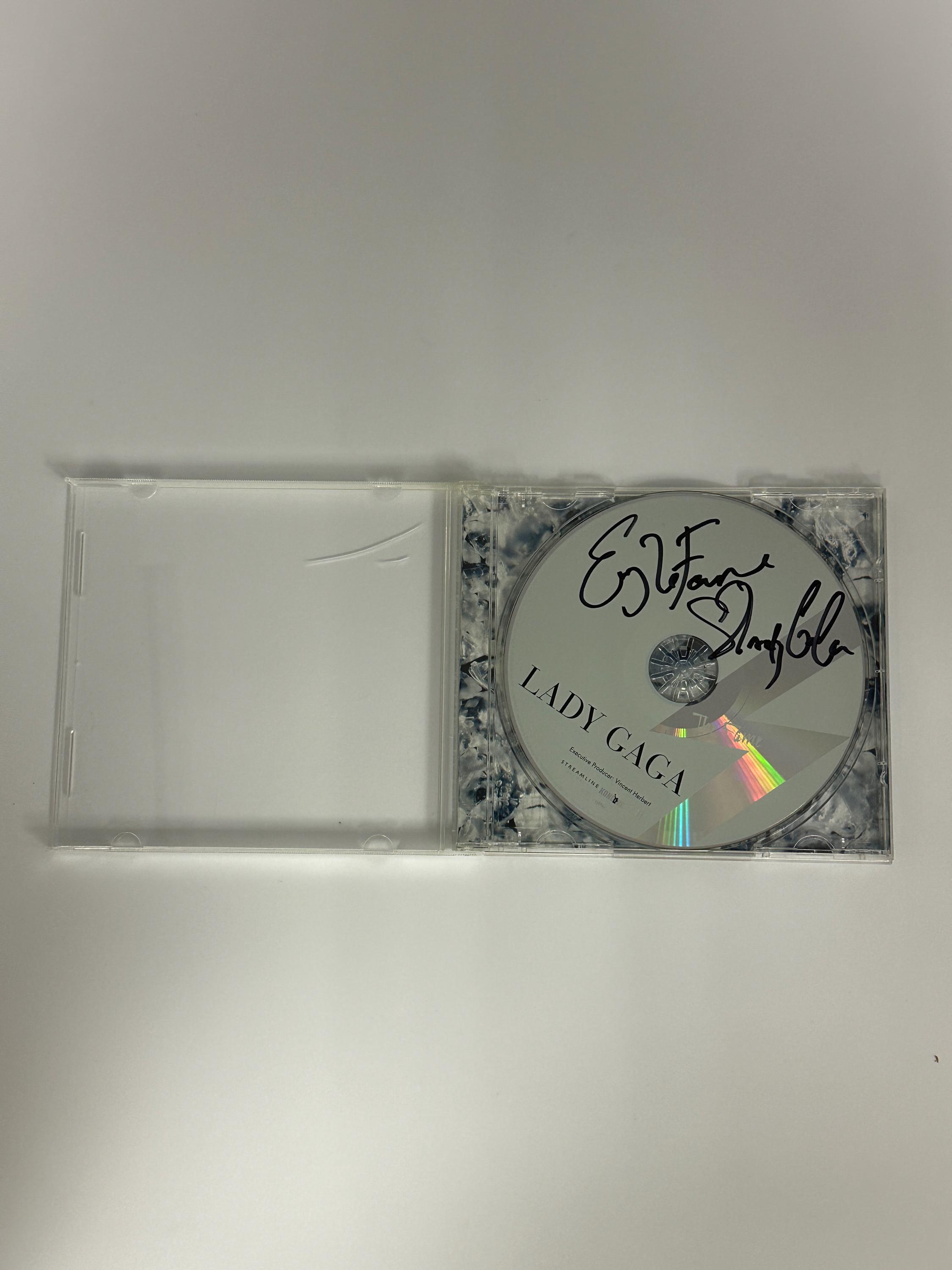 直筆サイン入りCOA レディー・ガガ ザ・フェイム ディスク - Etsy 日本