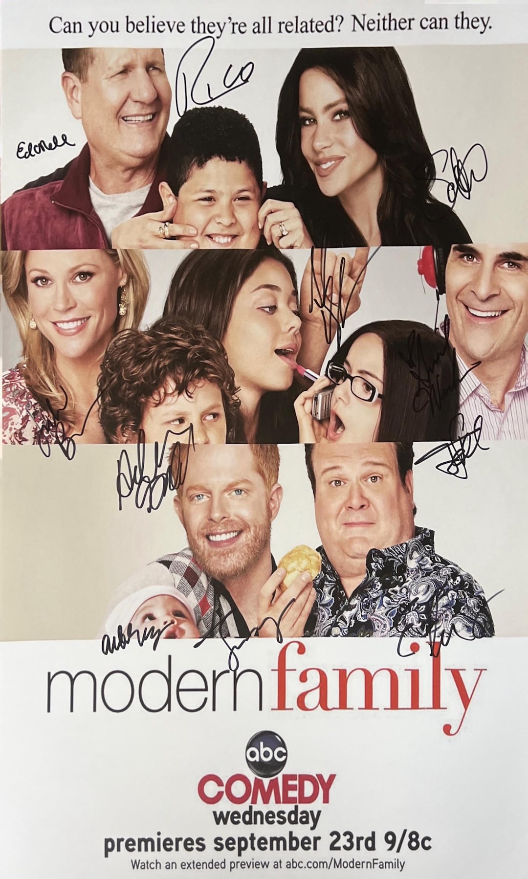 Comedy Where To Watch The Modern Family Global Tv Modern Family