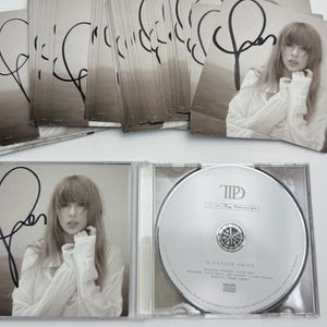 Autogramme Taylor Swift The Tortured Poets Abteilung Insert Karte und CD signiert