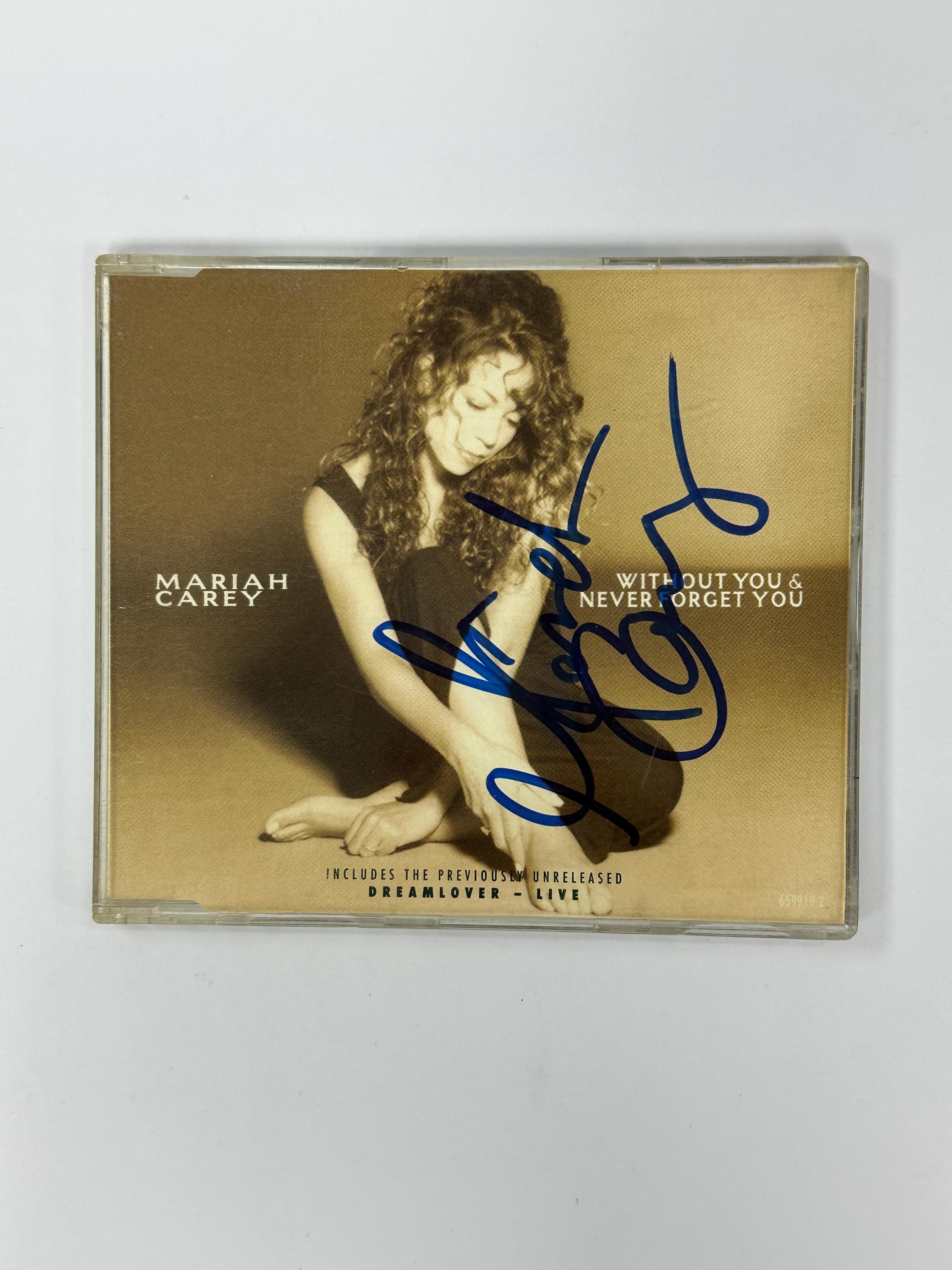 マライア・キャリー直筆サイン入り超大型写真 マライア・キャリー直筆サイン入り超大型写真 Mariah Carey