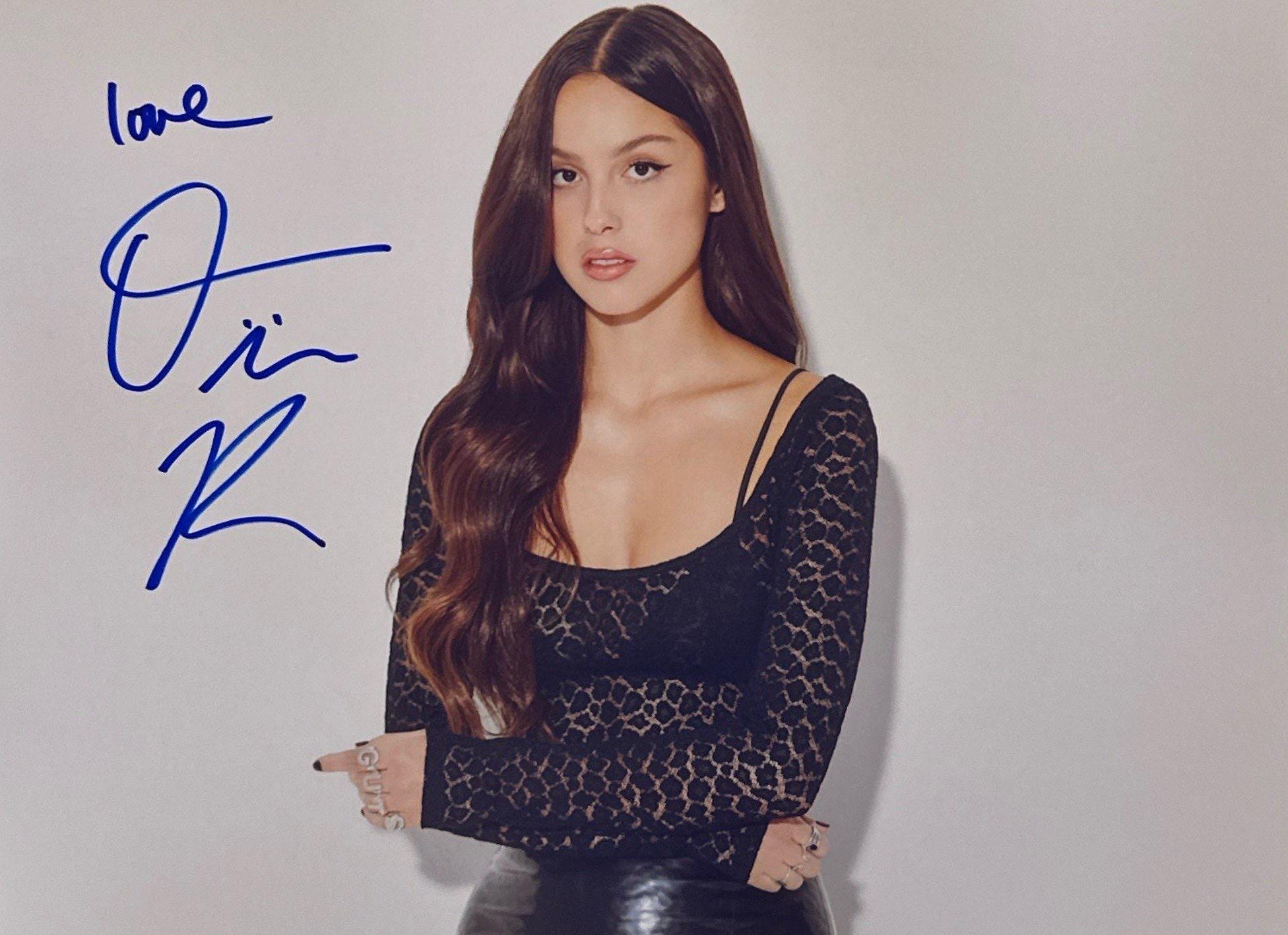Olivia rodrigo signed - Etsy 日本