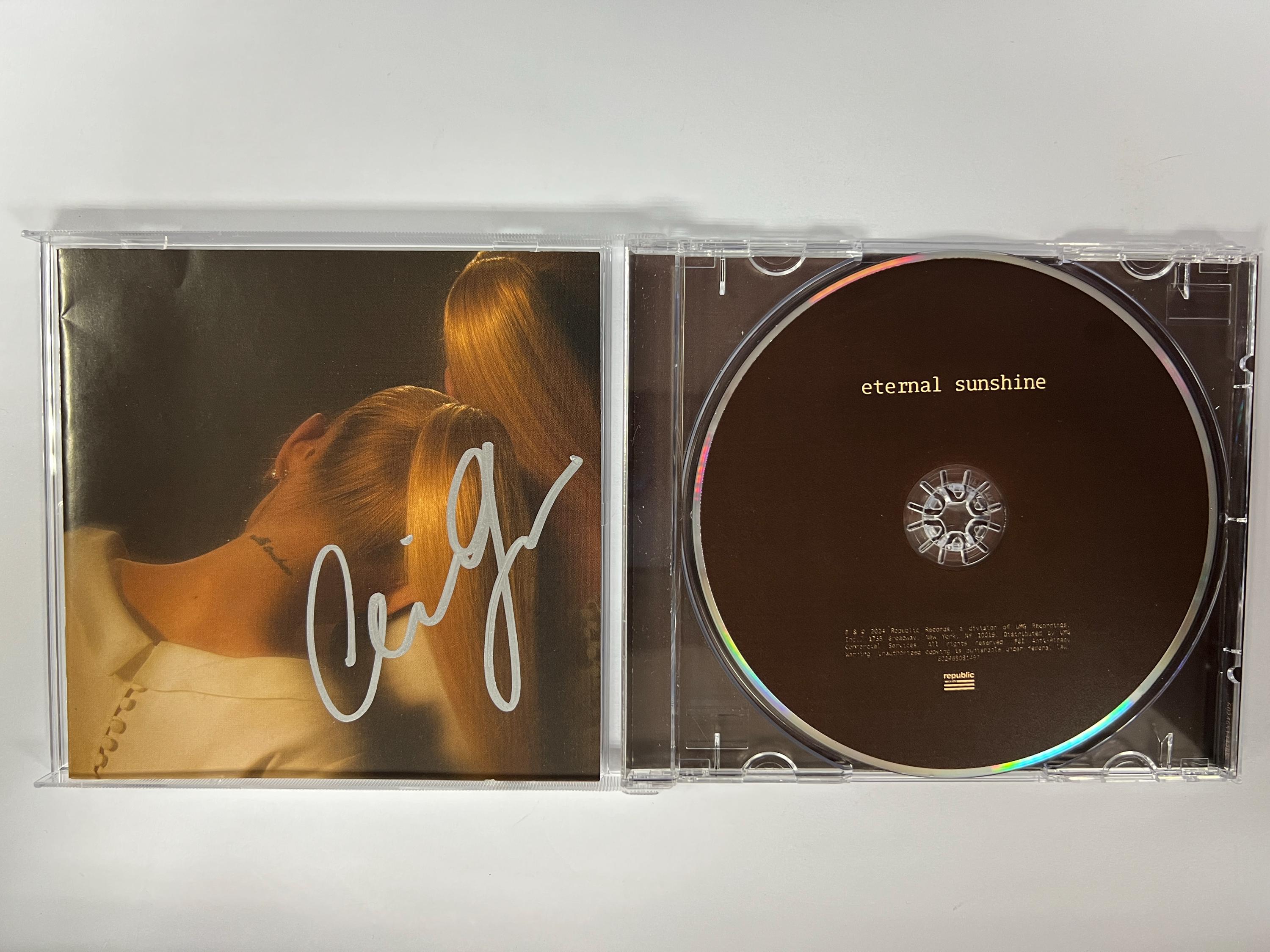 直筆サイン入り アリアナグランデ 「エターナル サンシャイン」 CD ① 直筆サイン入り エターナル・サンシャイン CD アリアナ