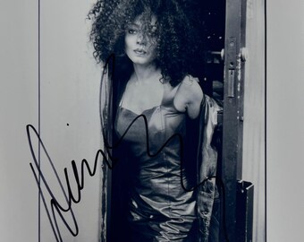 Autograph COA Signed Diane Ross Photo