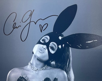 アリアナ・グランデ - 直筆サイン入り写真（COA付き） - Etsy 日本