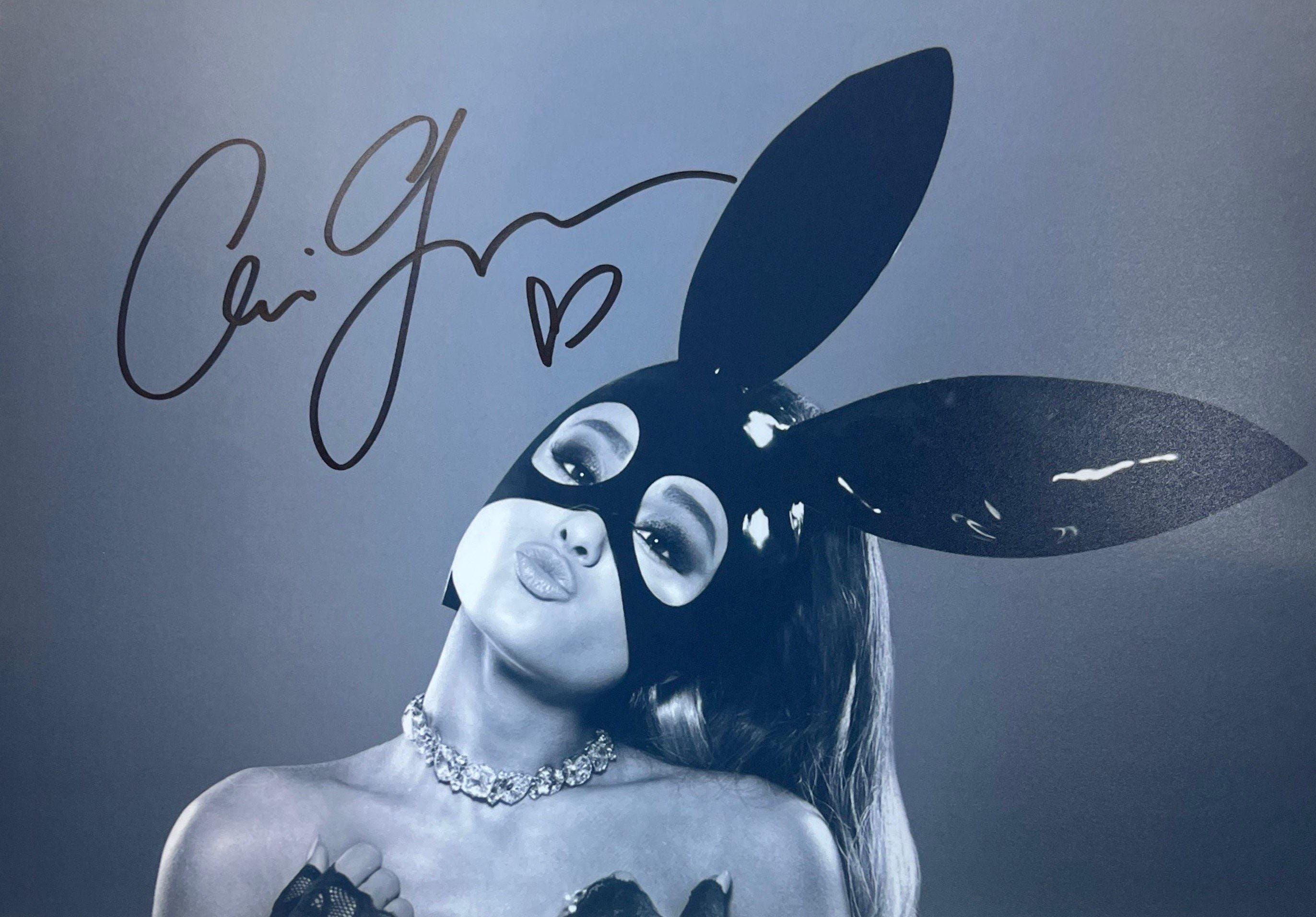 直筆サイン】【未開封】【アメリカ限定】Ariana Grande 直筆サイン