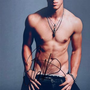 ニック・ジョナス直筆サイン入り写真…Nick Jonas…ジョナス・ブラザーズ Amazon.co.jp: ニックジョナス直筆サイン入り写真…Nick Jonas