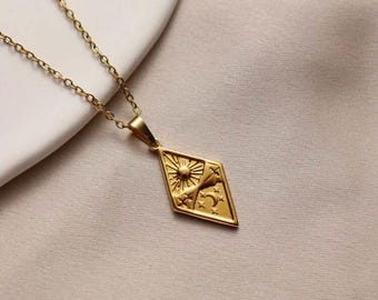18kt Gold-Plated Sun and Moon Pendant Necklace – Celestial Geometric Charm