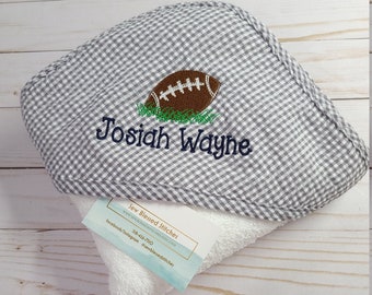 Personalized hooded towel, grey seersucker personalized hooded towel, boy baby gift, baby shower gift