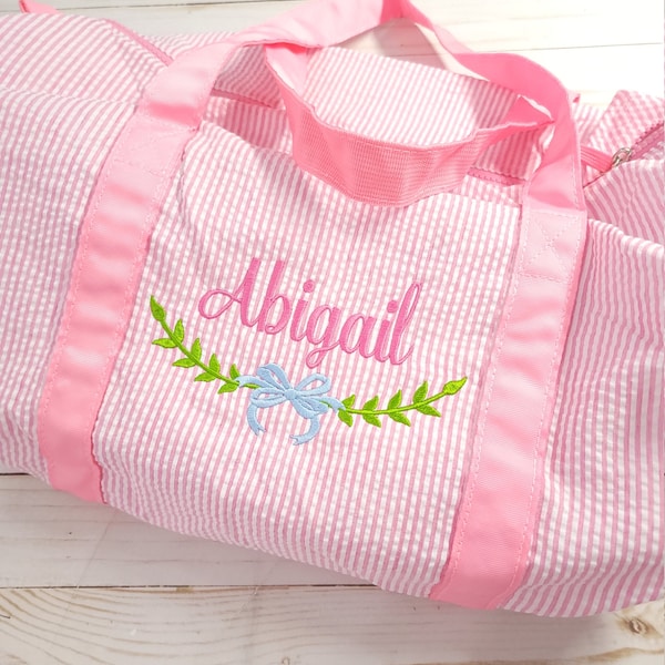 Seersucker duffel bag, personalized duffel bag, overnight bag, girl duffel bag, girl birthday gift