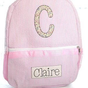 Mochila de Seersucker Rosa com Monograma: Bolsa de Fraldas Personalizada para Meninas