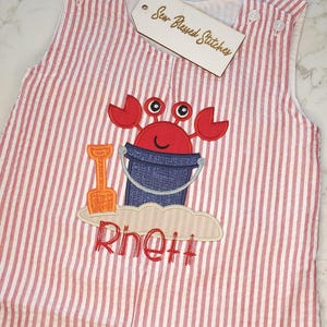 Personalized Applique Seersucker Jonjon: Beach Crab Design