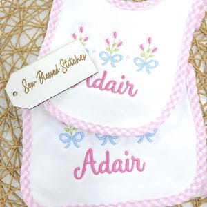 Burp cloth set, personalized baby bib and burp cloth set, baby shower gift, girl baby gift
