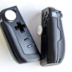 Lenovo Legion Go - Improved Pro Grip Handles for extended gaming - Black