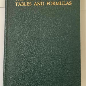 Vintage handboek machinebouw uit het midden van de eeuw trigonometrie formules tabellen logaritmen