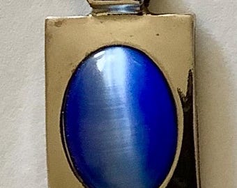 Vintage gorgeous natural blue cats eye silver necklace pendant estate jewelry