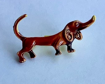 Charming vintage dachshund dog rhinestone ooak pin brooch