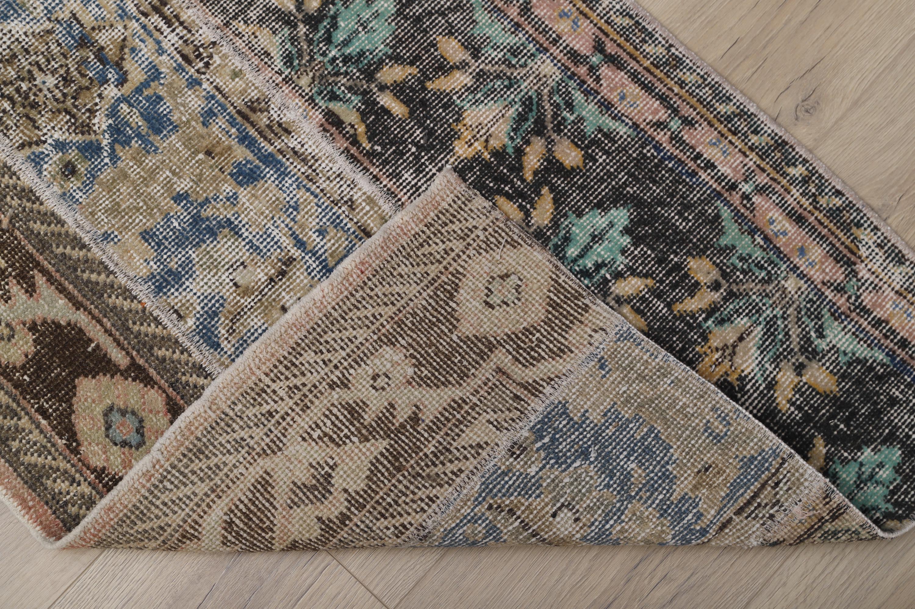 No.43 ヴィンテージラグ　SS　トルコ　マット turkish rug　ミニ Vintage Turkish Oushak Mini Rug: 2x4 Cotton Wool Door Mat - Etsy