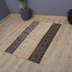 Vintage Turkish Oushak Rug: Colorful Wool & Cotton 4.6 x 3.2 ft
