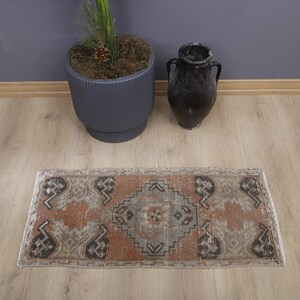 Vintage Turkish Doormat Rug: 2x3 Cotton Wool Entryway Rug