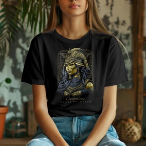 Egyptian Cleopatra Unisex Tee, Pharaoh Ancient Egypt Shirt, History Lover Gift, Vintage Queen Graphic Tshirt, Egyptian Top