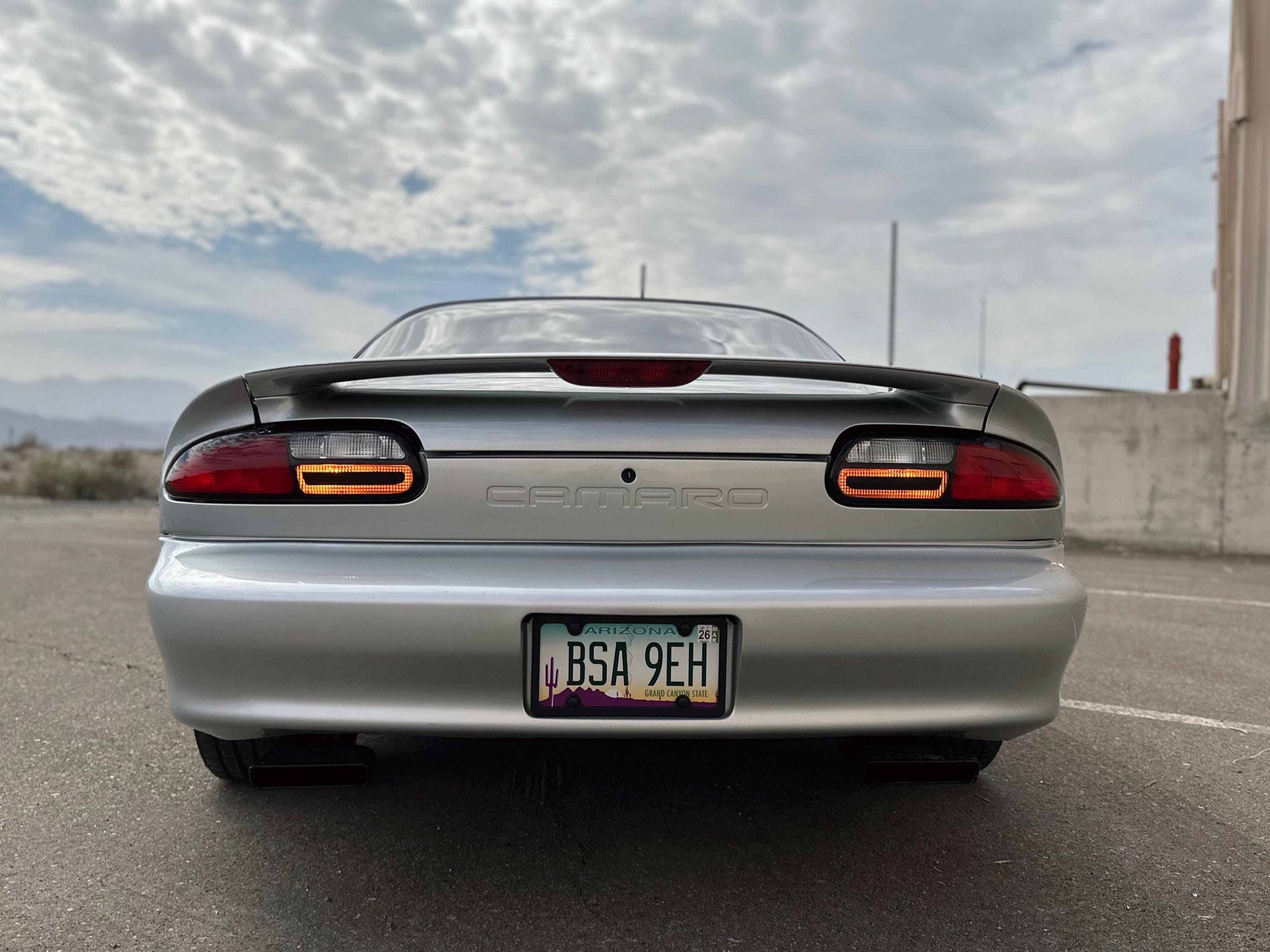 Chevrolet 1998年式カマロ リアボディ・テールライトフィラーパネル 1998-2002 Camaro Tail Light Overlays - Etsy