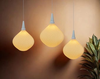 Alternative twisted lampshade – for your poinsettia (A1e / A1b)