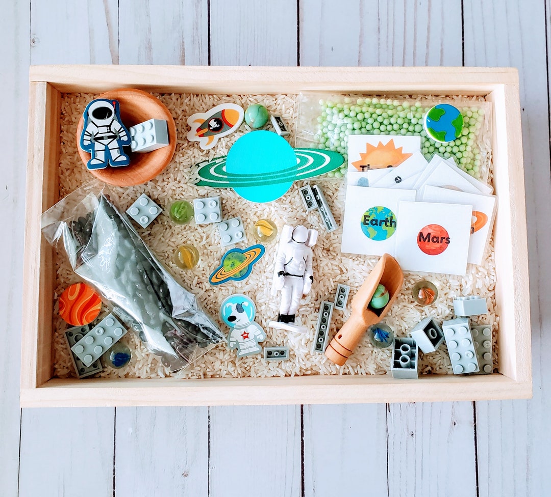 Space Sensory Bin Kit / Astronaut Pretend Play Toy / Montessori Small ...