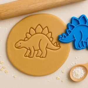 Dinosaur Cookie Cutter Set – Stamp + Cutter