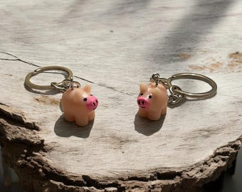pooping pig keychain pooping cow keychain