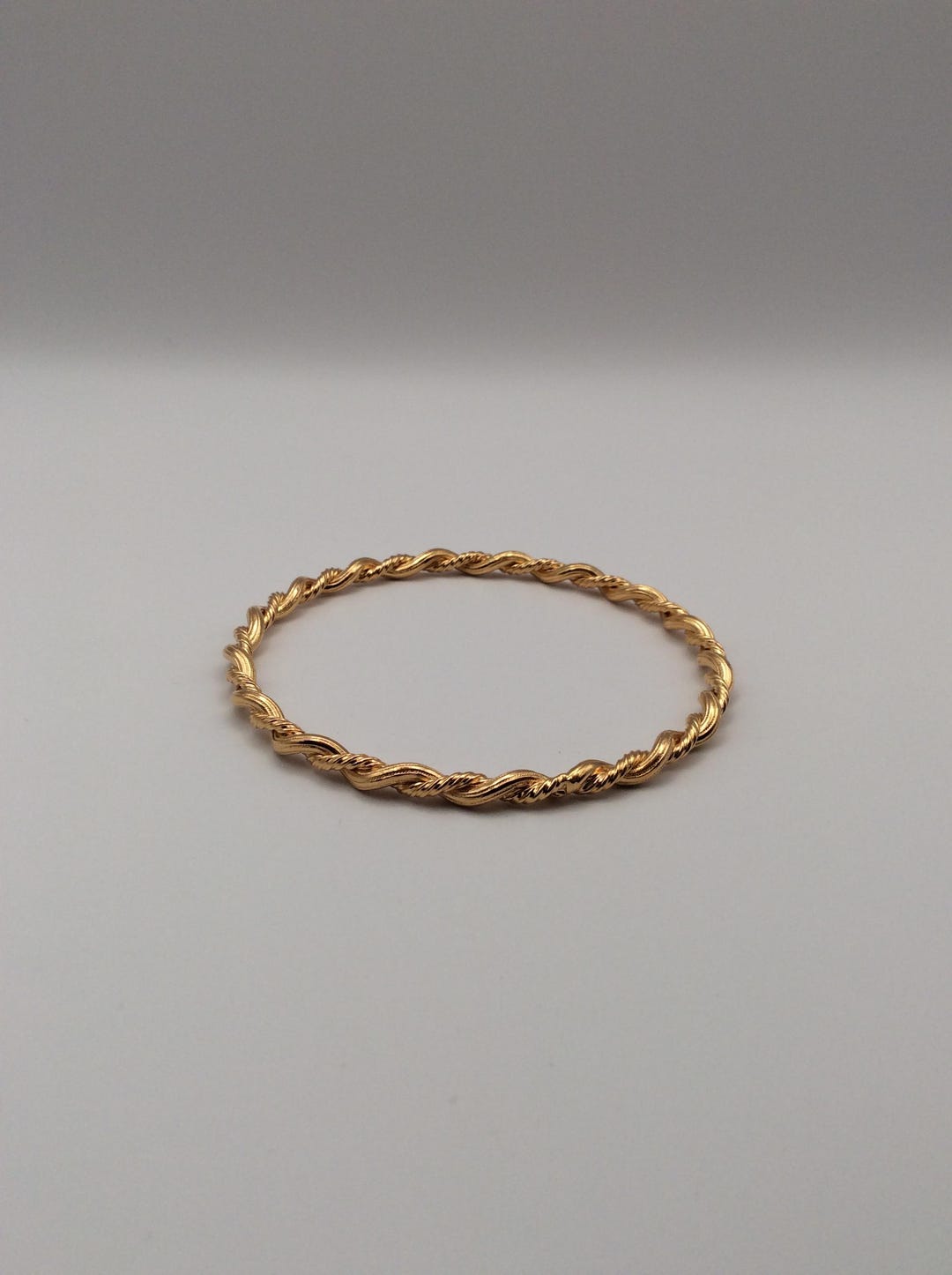 Vintage Avon Rope Twist Bracelet Goldtone 2 3/4