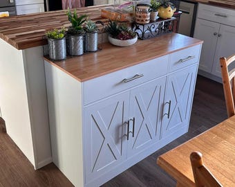 Credenza/buffet in stile rustico moderno, mobile contenitore con ante scorrevoli, mobile in legno con ripiano regolabile.