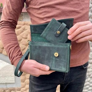 Conjunto de cartera y bolso de mano de cuero personalizados con grabado: el regalo perfecto para el Día del Padre o el cumpleaños de tu esposo.