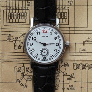 Men&#39;s Vintage Pobeda Red 12 Watch, Mechanical Wristwatch, Antique Watch, Unique Gift for Him, Gift for Husband