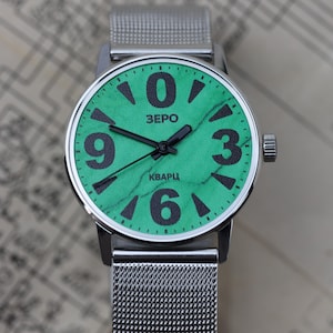 Wristwatch Zero Quartz • Modern USSR Vintage Style • Green Dial • Retro Men&#39;s Gift for him. Gift for birthday. Inspired by Rocket watch