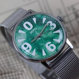 Watch ZERO 0 green quartz ZERO 1990s, Vintage quartz Mens wrist watch. Gift for him. Gift for birthday.