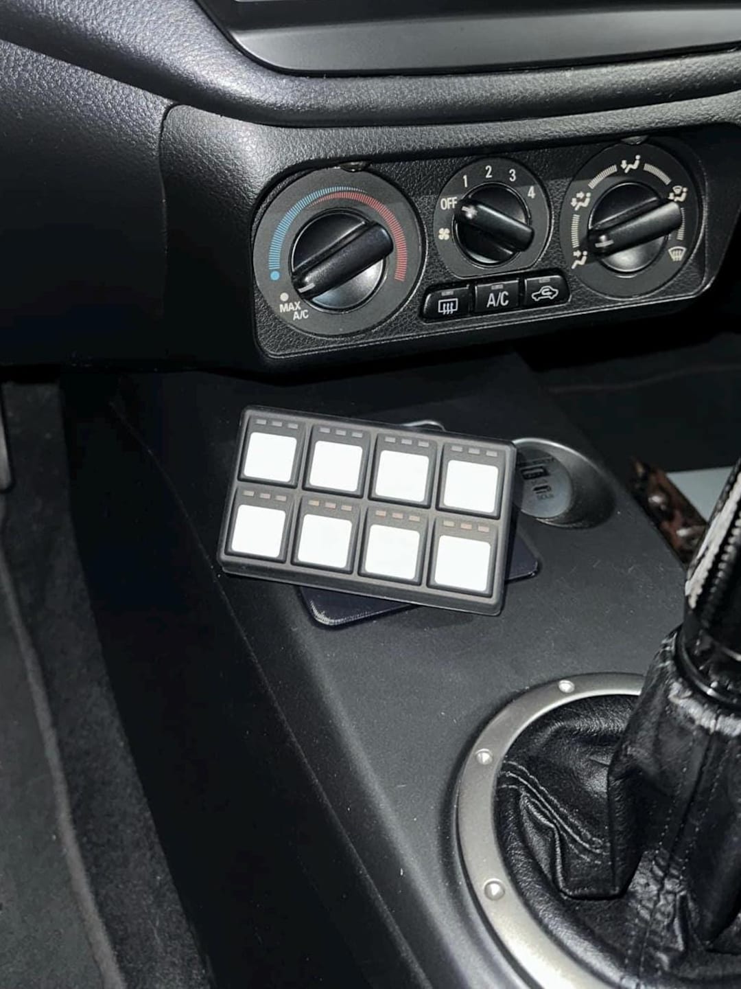Haltech 8-button CAN Keypad Ashtray Pod for Mitsubishi Lancer