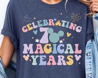 Disney viert 70 magische jaren shirt, Disneyland 70e verjaardag shirt, Minnie en Mickey Head, bijpassende trui Disney-gezinsuitstapje