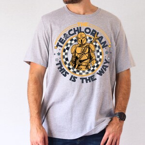 The Teachlorian This is The Way Shirt, Din Djarin Teacher T-Shirt, Retro Mandalorian Teacher Sweatshirt, Star Wars Gift For Teacher