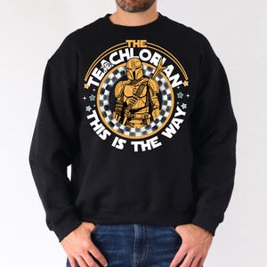 The Teachlorian This is The Way Shirt, Din Djarin Teacher T-Shirt, Retro Mandalorian Teacher Sweatshirt, Star Wars Gift For Teacher