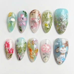 Uñas de moda con dibujos animados, juego de uñas con forma de almendra con gato, pez, Smiski, uñas lindas, uñas divertidas, uñas con diseño de zorro, uñas kawaii, uñas de fantasía