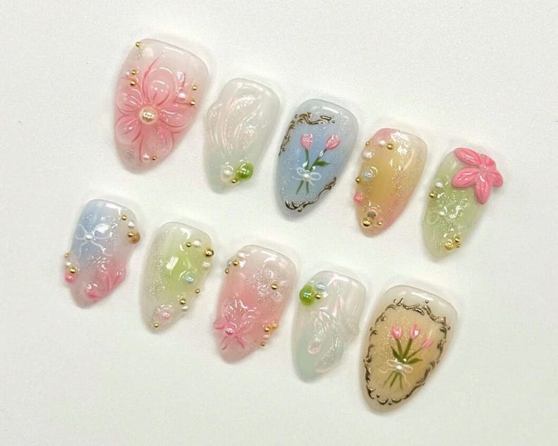 tulip nails, flowers nails, press on nails, fake nails, nails, short nails, blush nails, metal nails, y2k nails, floral nails, 3d gel nails, acrylic nails, false nails, almond nails