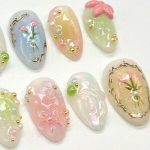tulip nails, flowers nails, press on nails, fake nails, nails, short nails, blush nails, metal nails, y2k nails, floral nails, 3d gel nails, acrylic nails, false nails, almond nails