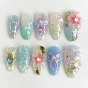 Small Flowers Press On Nails, Spring Nails, Custom Fake Acrylic Nails, Valentine Press On, Wedding Nail Set, Daily Nails, Romantic Nail Art.