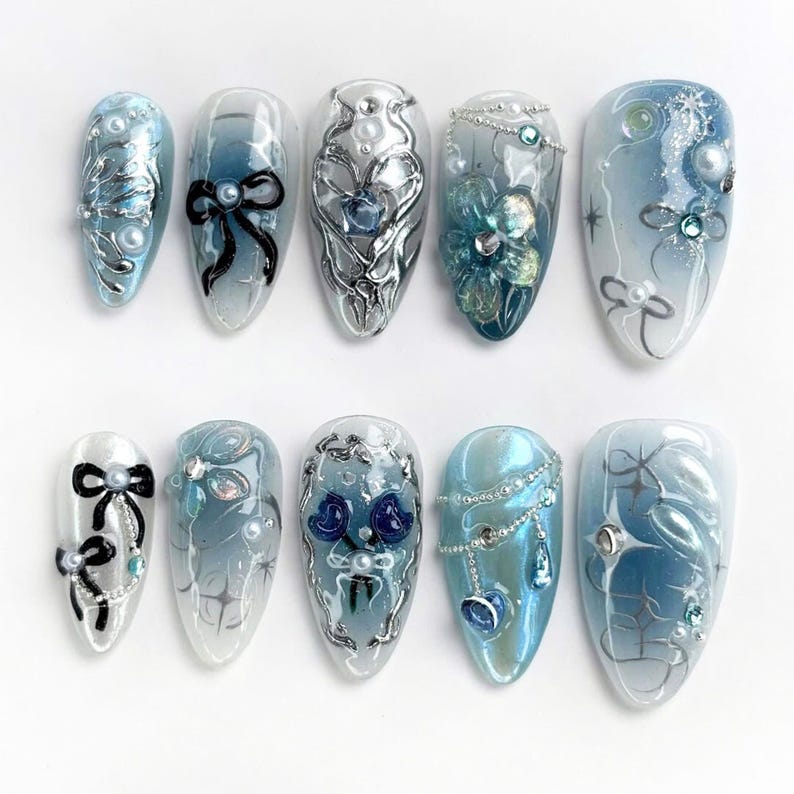 Press on nails, Custom nails, Nail Art, Square nails, Trendy Nails, Almond Nails, Acrylic nails, punk style nail, y2k style Nails, Gift For Her, Gifts, Gift For Mom, Gift For Sister, Blue Nails, Summer Nails