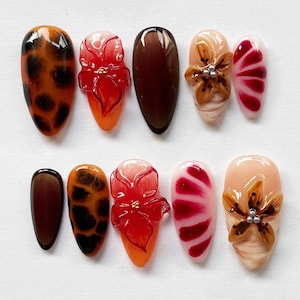 Almond Nail Set with Amber Color, Tortoise Shell Nails, Fall Press On Nails, Amber Flower Press On Nails, Trendy Nails, Autumn Nails, Gifts