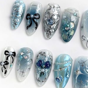 Press on nails, Custom nails, Nail Art, Square nails, Trendy Nails, Almond Nails, Acrylic nails, punk style nail, y2k style Nails, Gift For Her, Gifts, Gift For Mom, Gift For Sister, Blue Nails, Summer Nails