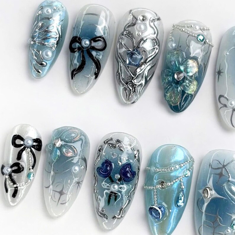 Press on nails, Custom nails, Nail Art, Square nails, Trendy Nails, Almond Nails, Acrylic nails, punk style nail, y2k style Nails, Gift For Her, Gifts, Gift For Mom, Gift For Sister, Blue Nails, Summer Nails