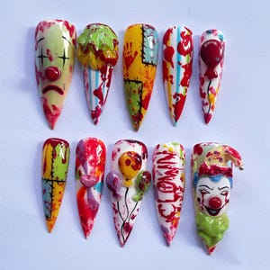 Presse d&#39;Halloween clown tueur, décoration d&#39;ongles personnalisée horreur sanglante, faux ongles effrayant pour déguisement, cosplay et look de fête effrayante, cadeau pour fan