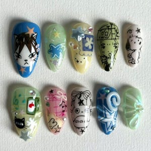 Uñas postizas de Totoro hechas a mano, set de uñas Ghibli Totoro & Friends, Forest Spirit, Soot Sprite, arte de uñas de inspiración caprichosa, uñas lindas.
